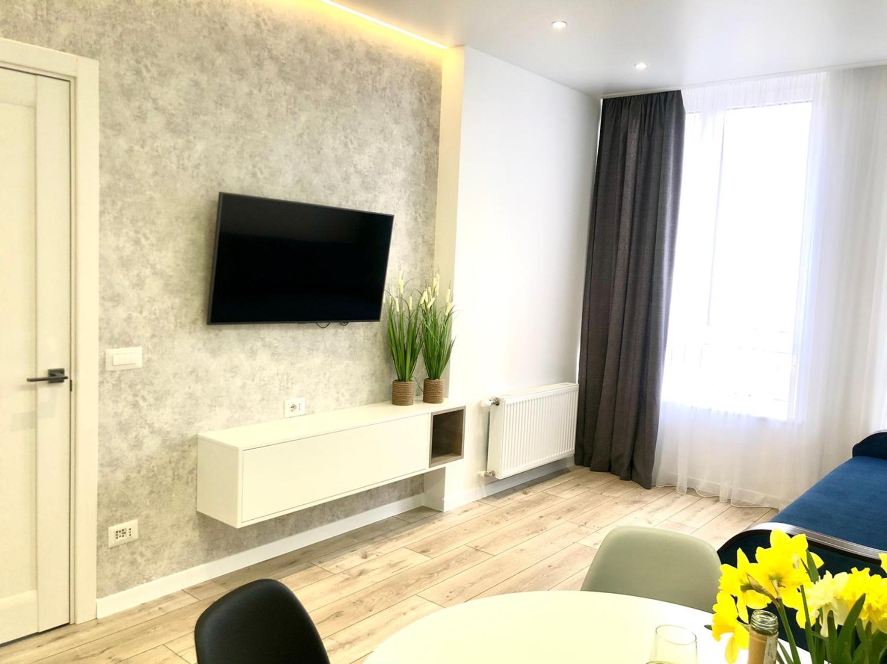 Osapart Beautiful Apartment In A Complex Semycvit Lviv Exterior foto